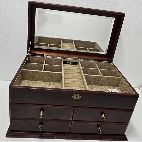 Bombay Company - Wooden Jewelry Chest - Picture 8 of 12